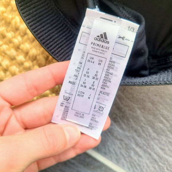 Adidas Tech Fit Black/White Print Hight Neck Sports Bra Size XS - Picture 3 of 3